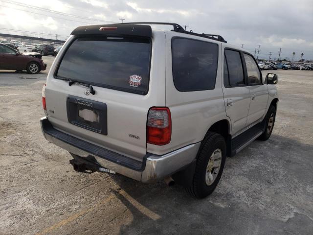 Photo 3 from auction – 1998 TOYOTA 4RUNNER SR with VIN JT3GN86R7W0088806