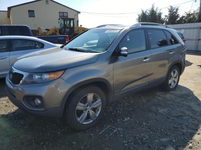KIA SORENTO 2013 with VIN 5XYKUDA29DG330756 - Photo from auction