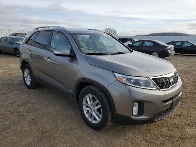 Photo 4 from auction – 2014 KIA SORENTO LX with VIN 5XYKTCA64EG534995