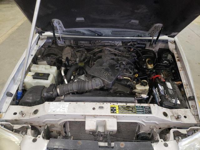 Photo 11 from auction – 2005 FORD EXPLORER S with VIN 1FMZU77K55UA65675