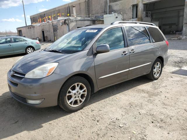 TOYOTA SIENNA 2005 with VIN 5TDZA22C75S346526 - Photo from auction
