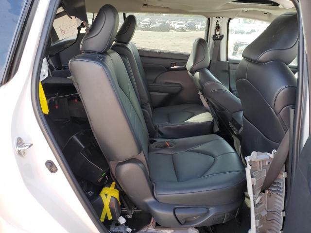 Photo 11 from auction – 2022 TOYOTA HIGHLANDER with VIN 5TDHBRCH2NS554504