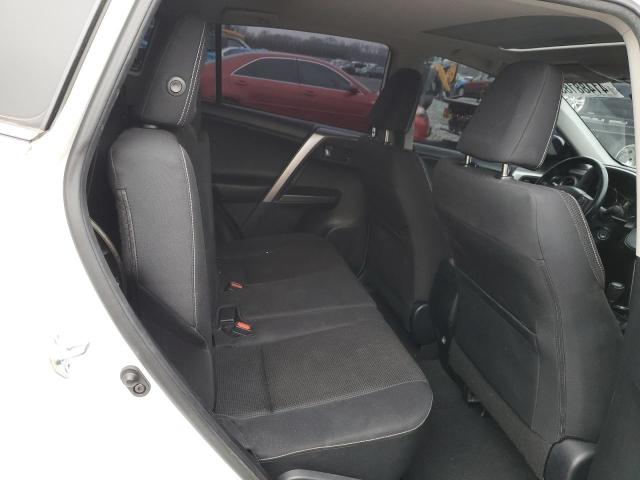 Photo 11 from auction – 2016 TOYOTA RAV4 XLE with VIN JTMRFREVXGJ092656