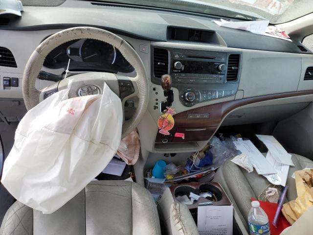 Photo 8 from auction – 2013 TOYOTA SIENNA XLE with VIN 5TDYK3DC7DS337559