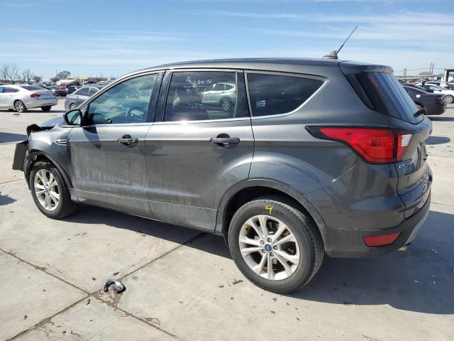 Photo 2 from auction – 2019 FORD ESCAPE SE with VIN 1FMCU0GD7KUA15709