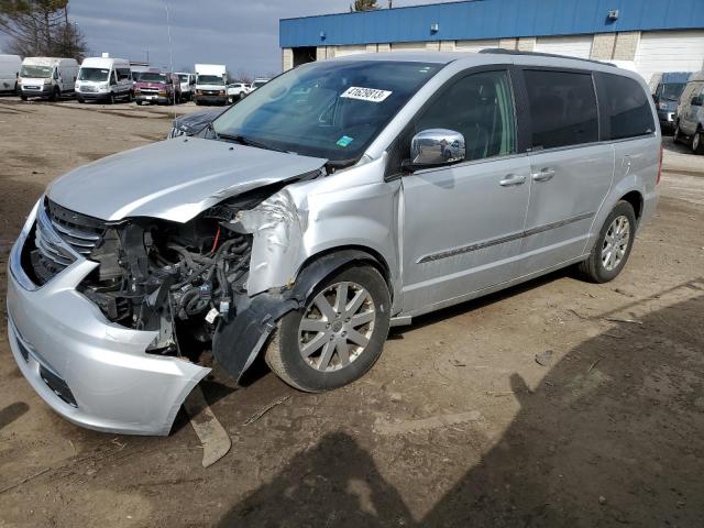 CHRYSLER TOWN & COU 2011 with VIN 2A4RR8DG2BR758945 - Photo from auction