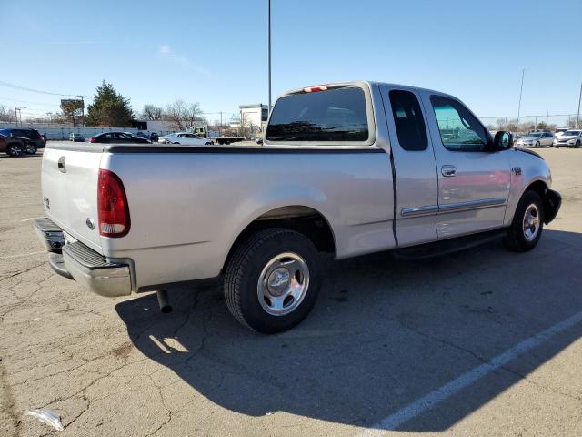 Photo 3 from auction – 2000 FORD F150 with VIN 1FTRX17W8YNB81947