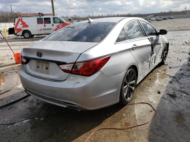 Photo 3 from auction – 2011 HYUNDAI SONATA SE with VIN 5NPEC4AC9BH247441