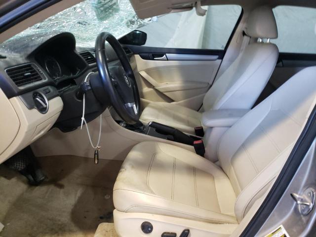 Photo 7 from auction – 2015 VOLKSWAGEN PASSAT S with VIN 1VWAT7A34FC120191