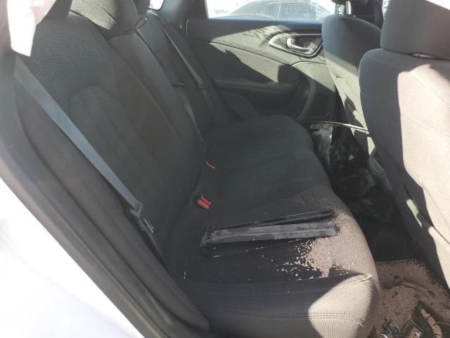 Photo 10 from auction – 2015 CHRYSLER 200 LIMITE with VIN 1C3CCCAB5FN578052