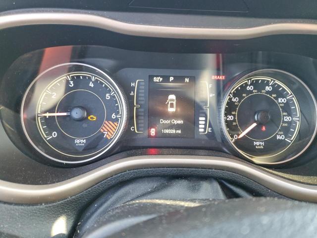 Photo 9 from auction – 2014 JEEP CHEROKEE L with VIN 1C4PJMCB0EW323923