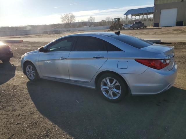 Photo 2 from auction – 2013 HYUNDAI SONATA SE with VIN 5NPEC4AC2DH669165