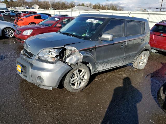 KIA SOUL + 2011 with VIN KNDJT2A20B7324566 - Photo from auction