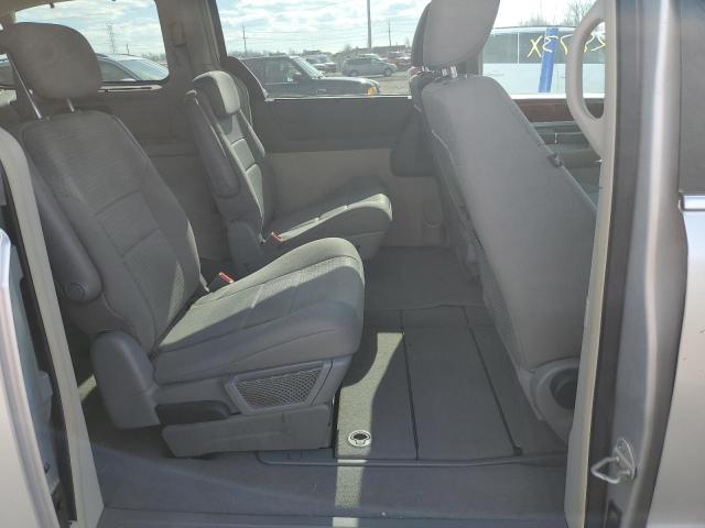 Photo 11 from auction – 2009 CHRYSLER TOWN & COU with VIN 2A8HR54199R509878