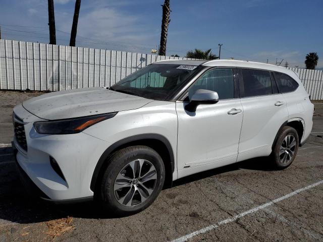 TOYOTA HIGHLANDER 2022 with VIN 5TDHBRCH2NS554504 - Photo from auction