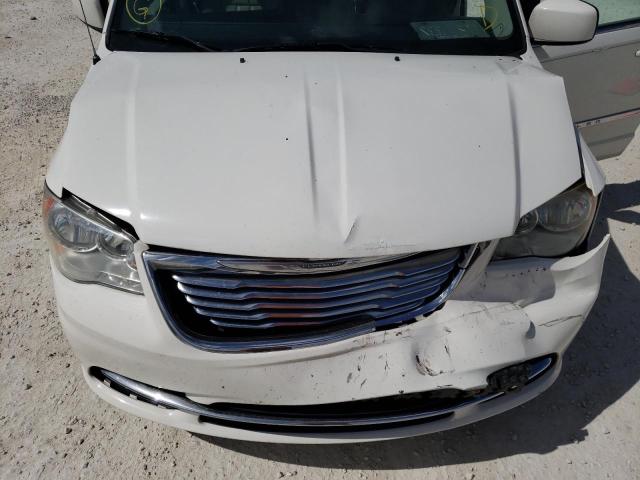 Photo 12 from auction – 2013 CHRYSLER TOWN & COU with VIN 2C4RC1BG0DR557775
