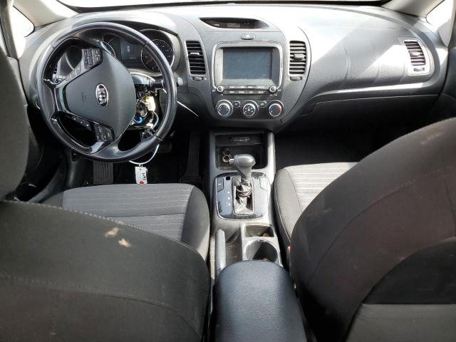 Photo 8 from auction – 2018 KIA FORTE LX with VIN 3KPFL4A71JE215240