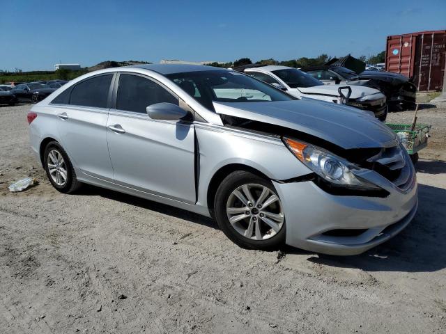 Photo 4 from auction – 2011 HYUNDAI SONATA GLS with VIN 5NPEB4AC3BH127542
