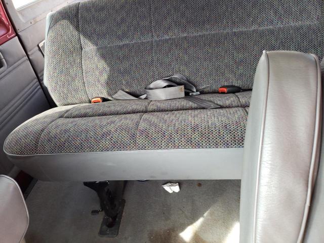 Foto 10 de la subasta – 1998 DODGE RAM WAGON con VIN 2B4HB15Y3WK117111