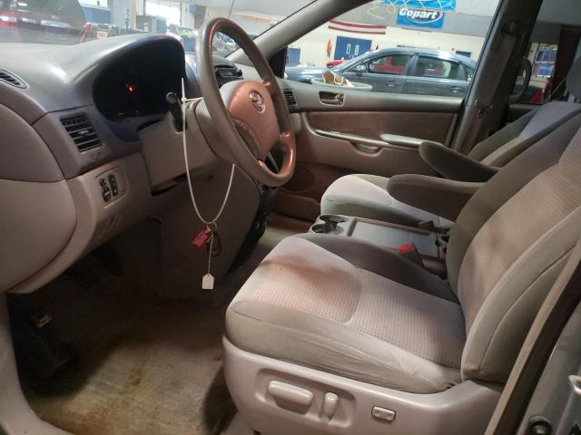 Photo 7 from auction – 2006 TOYOTA SIENNA LE with VIN 5TDBA23C16S076324