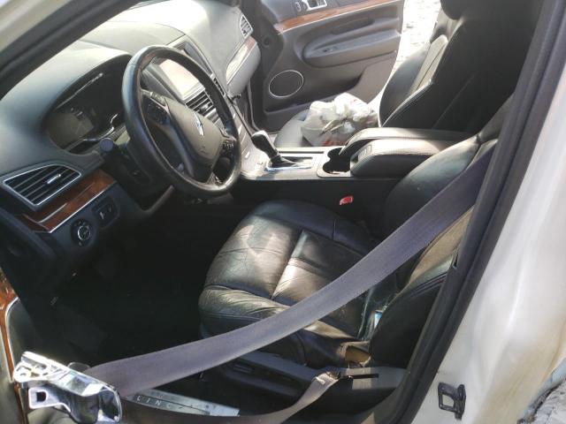 Photo 7 from auction – 2013 LINCOLN MKT with VIN 2L1MJ5LK8DBL50860