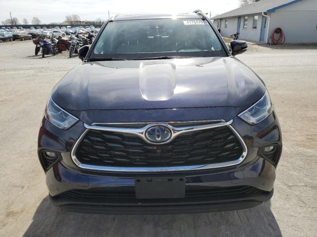 Photo 5 from auction – 2022 TOYOTA HIGHLANDER with VIN 5TDXBRCH6NS077622