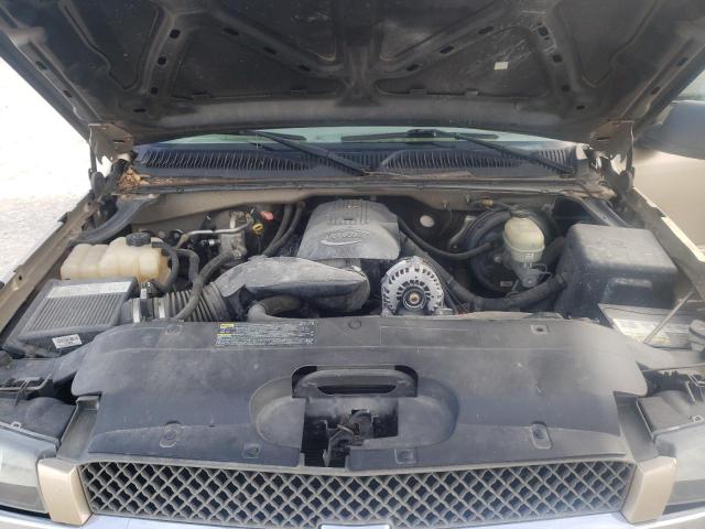 Photo 11 from auction – 2005 CHEVROLET SLVRD 1500 with VIN 2GCEC19V451398858