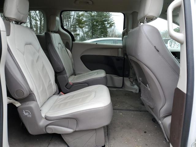Photo 11 from auction – 2019 CHRYSLER PACIFICA T with VIN 2C4RC1BG4KR652157