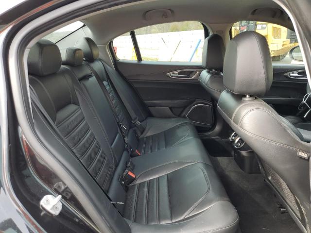 Photo 10 from auction – 2018 ALFA ROMEO GIULIA TI with VIN ZARFAECN4J7576474