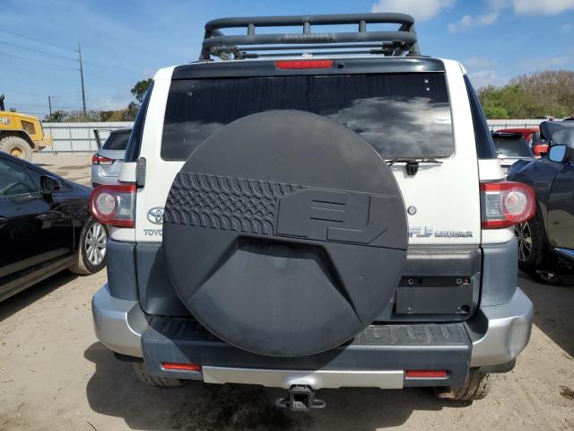 Photo 6 from auction – 2012 TOYOTA FJ CRUISER with VIN JTEBU4BF3CK132857