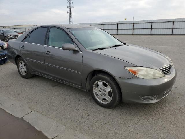 Photo 4 from auction – 2002 TOYOTA CAMRY LE with VIN 4T1BF30K22U537891