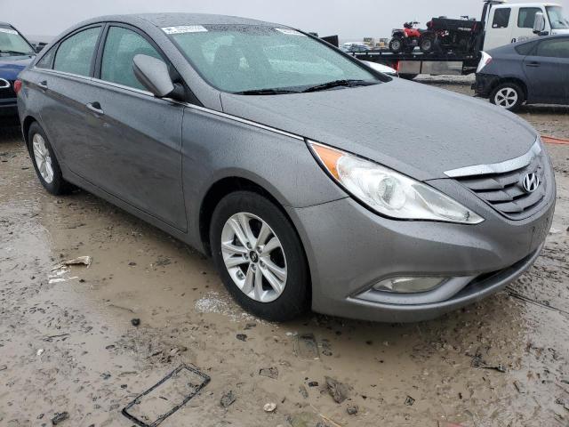 Photo 4 from auction – 2013 HYUNDAI SONATA GLS with VIN 5NPEB4AC8DH729422