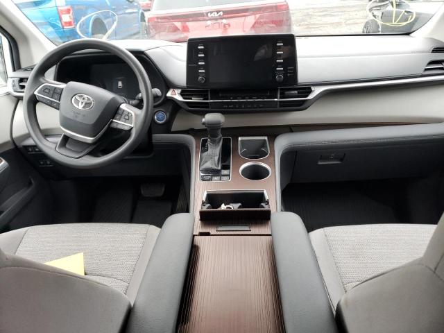 Photo 8 from auction – 2021 TOYOTA SIENNA LE with VIN 5TDKRKEC8MS060527
