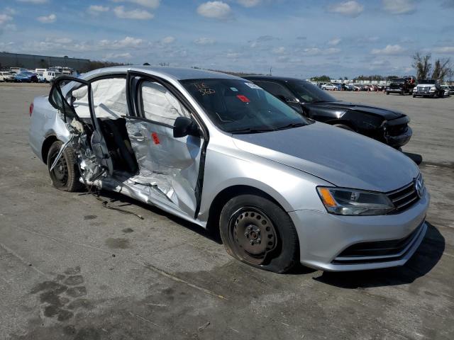 Photo 4 from auction – 2015 VOLKSWAGEN JETTA BASE with VIN 3VW2K7AJXFM301641