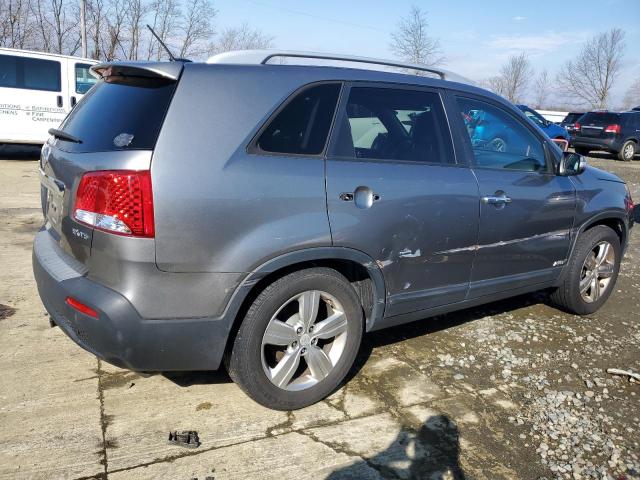 Photo 3 from auction – 2013 KIA SORENTO with VIN 5XYKUDA29DG330756