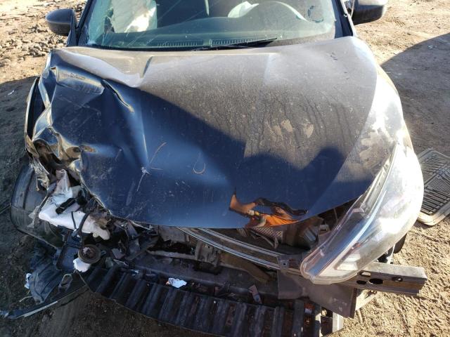 Photo 11 from auction – 2017 NISSAN SENTRA S with VIN 3N1AB7AP5HL697587