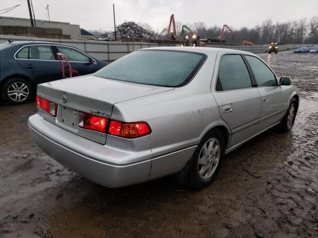 Photo 3 from auction – 2000 TOYOTA CAMRY with VIN JT2BF22K0Y0283635