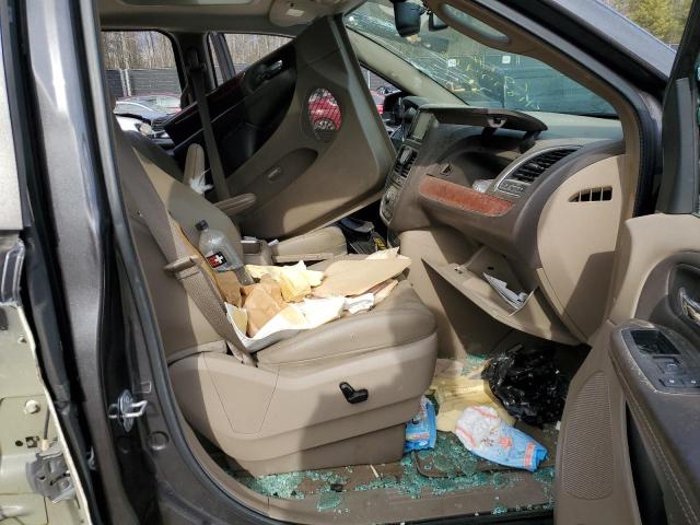 Photo 7 from auction – 2016 CHRYSLER TOWN & COU with VIN 2C4RC1CGXGR166619