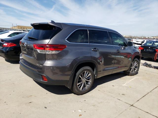 Photo 3 from auction – 2018 TOYOTA HIGHLANDER with VIN 5TDJZRFH4JS494535