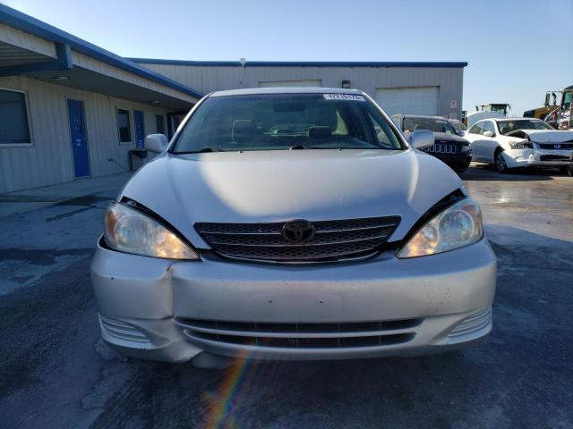 Photo 5 from auction – 2004 TOYOTA CAMRY LE with VIN 4T1BE32K64U892453