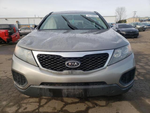 Photo 5 from auction – 2013 KIA SORENTO LX with VIN 5XYKTDA60DG364137