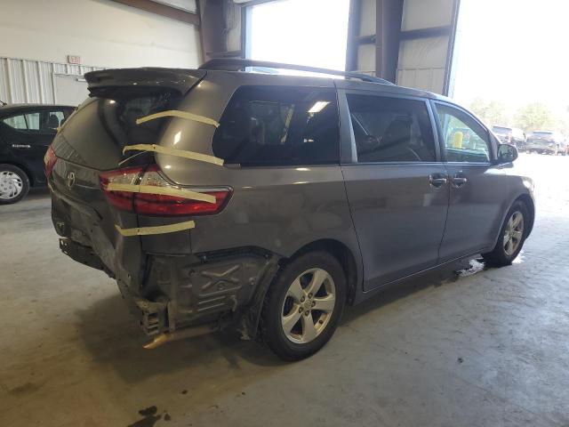 Photo 3 from auction – 2017 TOYOTA SIENNA LE with VIN 5TDKZ3DC3HS892290