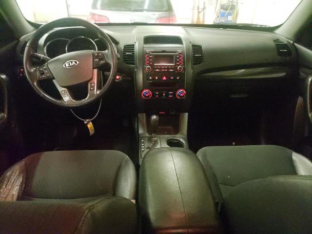 Photo 8 from auction – 2011 KIA SORENTO EX with VIN 5XYKUDA24BG059893