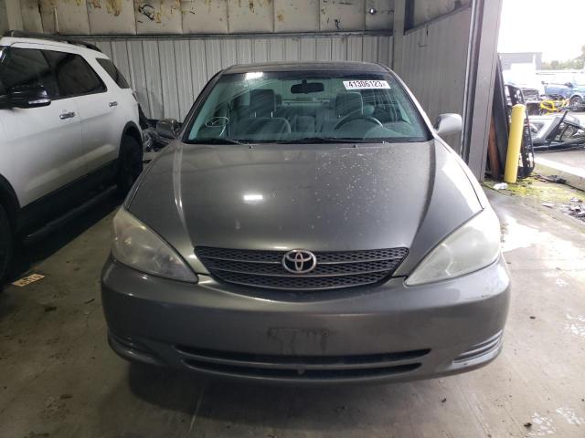 Photo 5 from auction – 2004 TOYOTA CAMRY LE with VIN 4T1BF32K24U574875