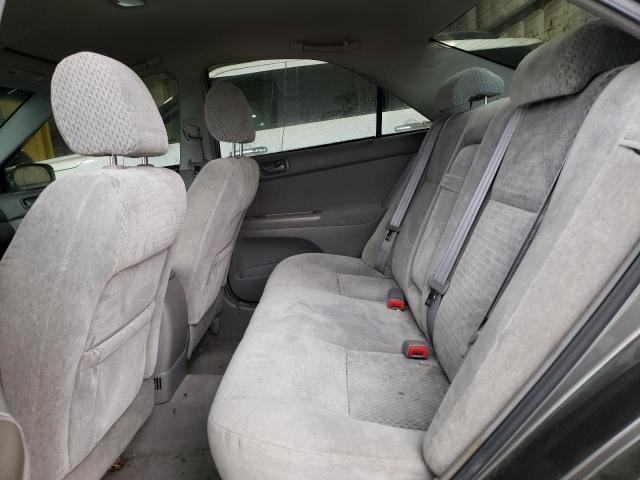 Photo 10 from auction – 2004 TOYOTA CAMRY LE with VIN 4T1BF32K24U574875