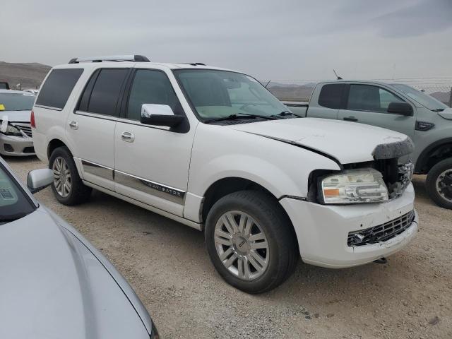 Photo 4 from auction – 2011 LINCOLN NAVIGATOR with VIN 5LMJJ2J53BEJ02561