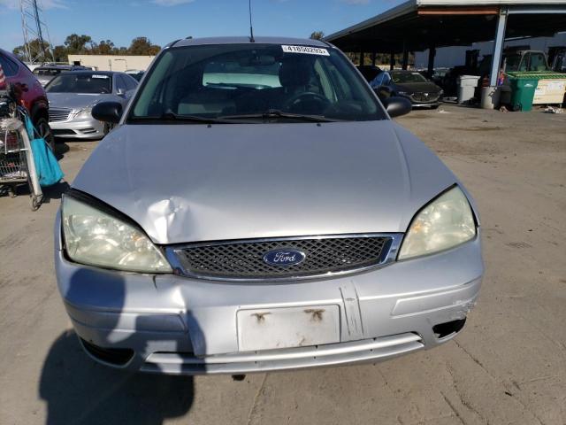 Photo 5 from auction – 2005 FORD FOCUS ZX3 with VIN 3FAFP31N95R157282