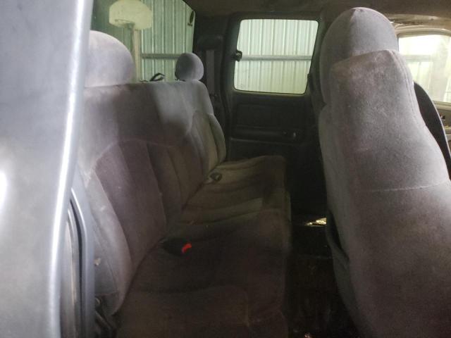 Photo 10 from auction – 2001 CHEVROLET SILVERADO with VIN 2GCEC19T011218008