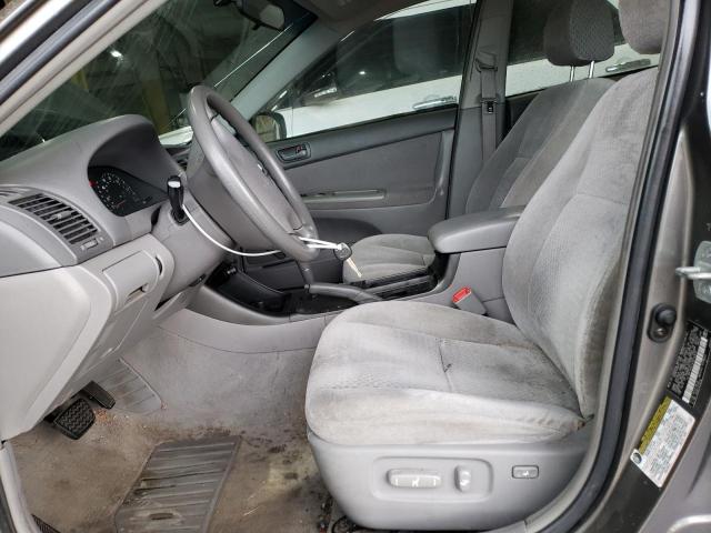 Photo 7 from auction – 2004 TOYOTA CAMRY LE with VIN 4T1BF32K24U574875