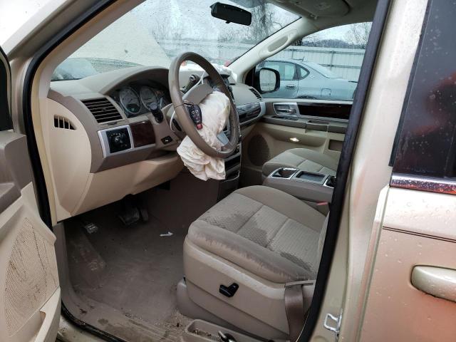 Photo 7 from auction – 2010 CHRYSLER TOWN & COU with VIN 2A4RR5D1XAR495225